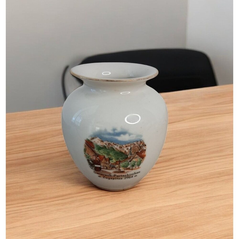 Vintage 1900's Bavaria Germany Porcelain Vase